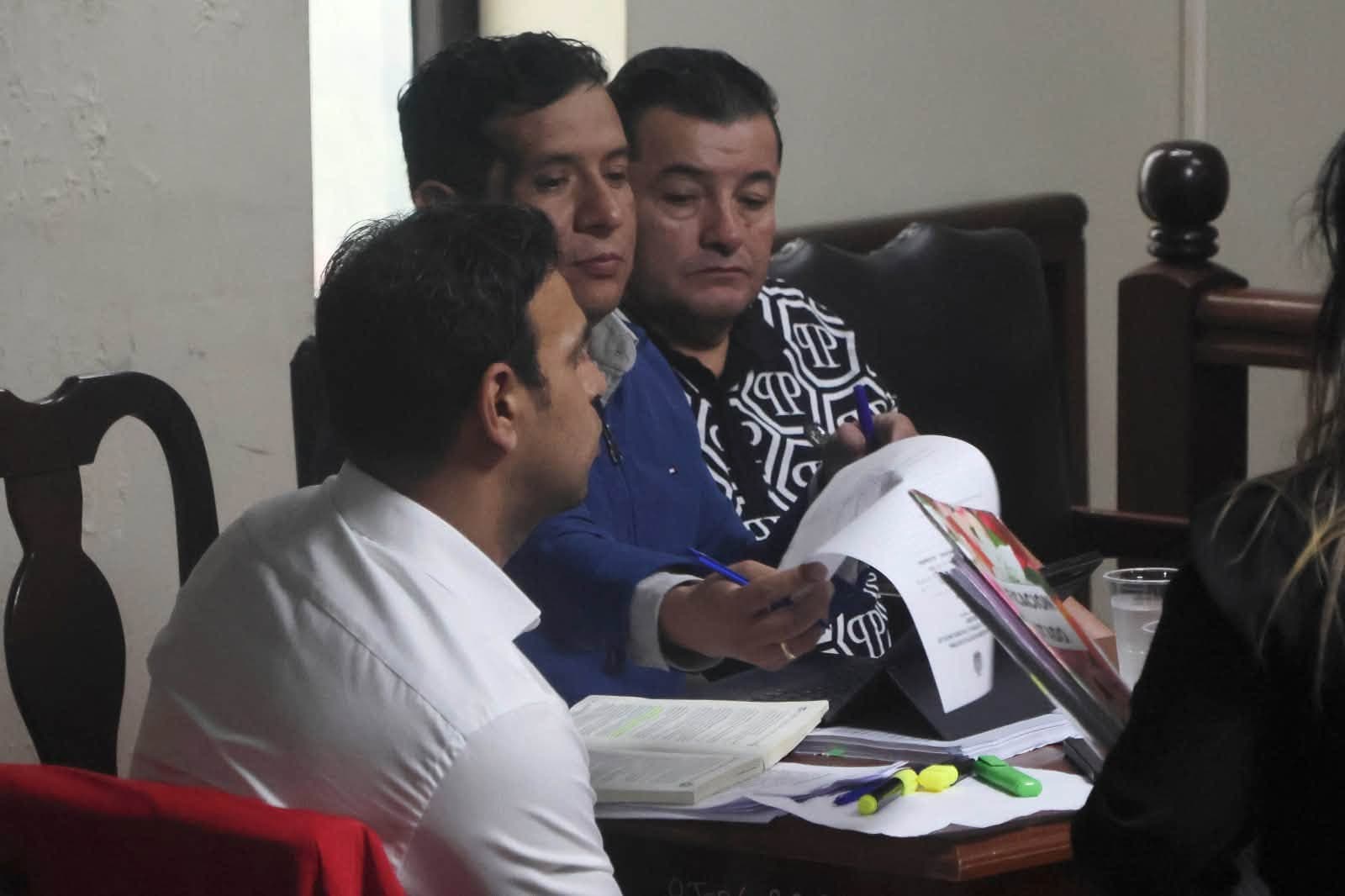 LA ALCALDÍA ANUNCIA OTRA DENUNCIA CONTRA JHONNY FERNÁNDEZ POR EL DINERO HALLADO DURANTE SU APREHENSIÓN