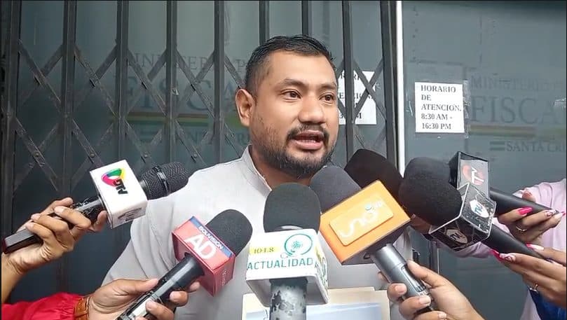 PRESENTAN SOLICITUD DE ARRAIGO CONTRA EL ALCALDE JHONNY FERNÁNDEZ ANTE LA FISCALÍA DEPARTAMENTAL