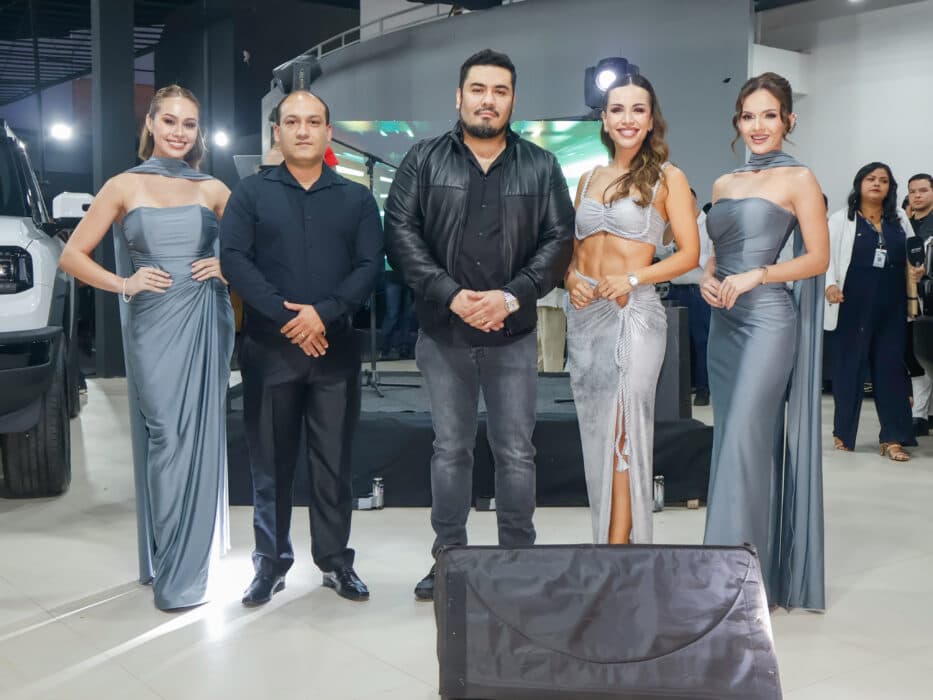JETOUR SORPRENDE EN EXPOCRUZ CON TECNOLOGÍA HÍBRIDA