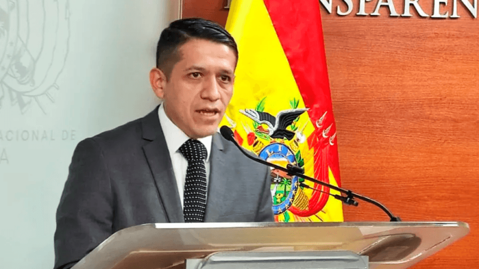 TRANSPARENCIA INVESTIGA PRESUNTO DAÑO DE BS 871 MILLONES EN CONTRATOS DE YPFB