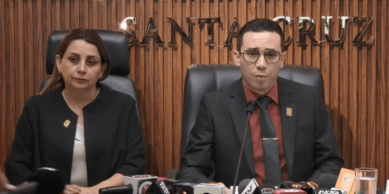 ZEBALLOS CONFIRMA REVOCATORIA DE SU VISA DE EE.UU. Y PIDE EXPLICACIONES POR VÍA DIPLOMÁTICA