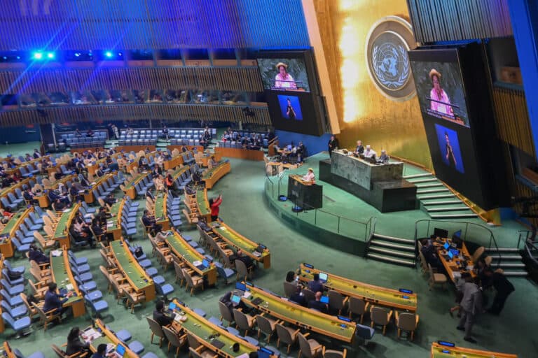 ASAMBLEA DE LA ONU PONE EL FOCO EN GUERRAS, CLIMA E INTELIGENCIA ARTIFICIAL; BOLIVIA PARTICIPA
