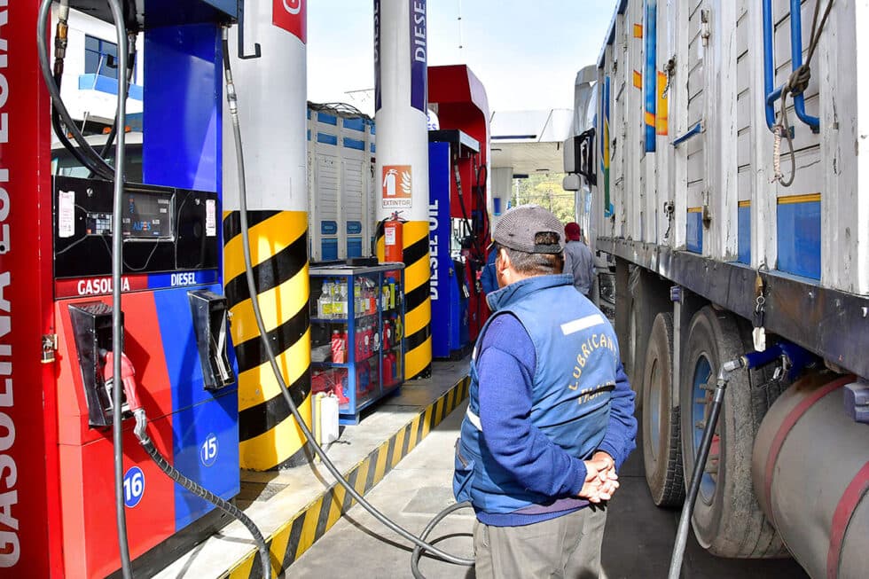 GOBIERNO ELIMINA LA SUBVENCIÓN AL DIÉSEL Y ANUNCIA MEDIDAS DE COMPENSACIÓN