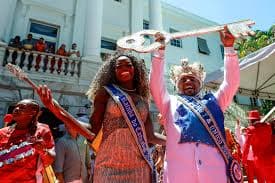 EL REY MOMO ABRE LA FIESTA DEL CARNAVAL DE RÍO DE JANEIRO Y DECRETÓ CINCO DÍAS DE JOLGORIO