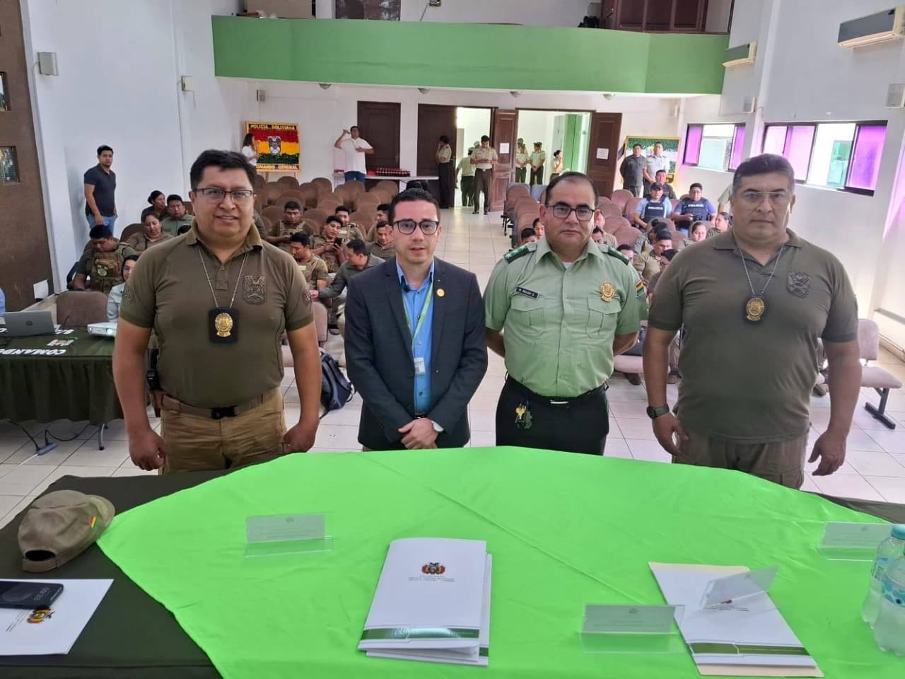 CAPACITANA PERSONAL POLICIAL SOBRE EL CORRECTO USO DEL ECOSISTEMA DEL MINISTERIO PÚBLICO Y SOCIALIZA LA POLÍTICA «CERO PAPEL”