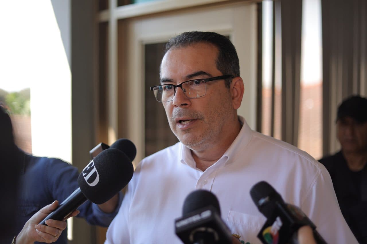 AGUILERA RATIFICA QUE CAMACHO ES EL GOBERNADOR Y DENUNCIA ATAQUES POLÍTICOS SIN FUNDAMENTO