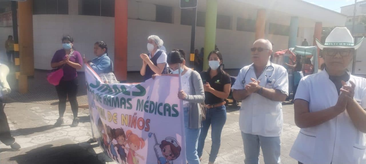 TRABAJADORES DEL HOSPITAL DE NIÑOS SE DECLARAN EN EMERGENCIA POR ÍTEMS