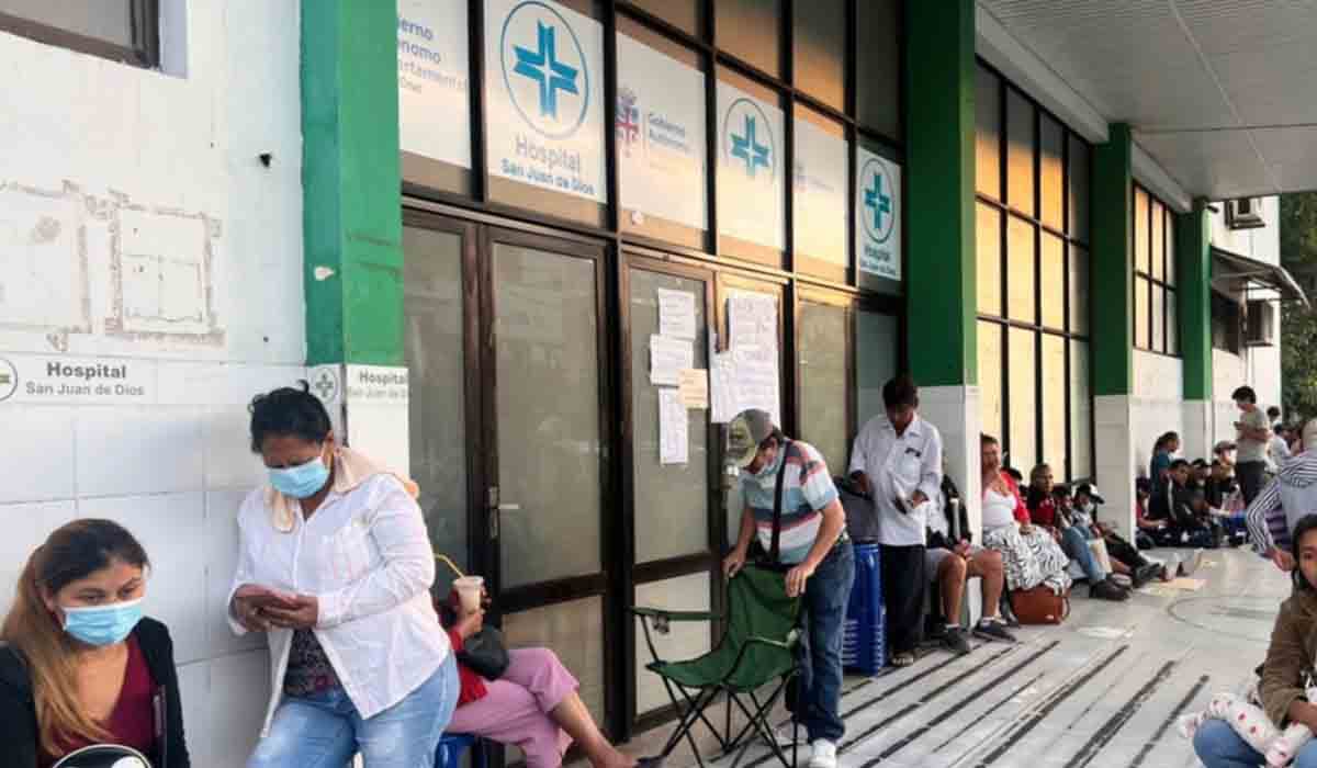 PACIENTES SIN ATENCIÓN TODA LAS SEMANA POR PARO DE SALUD