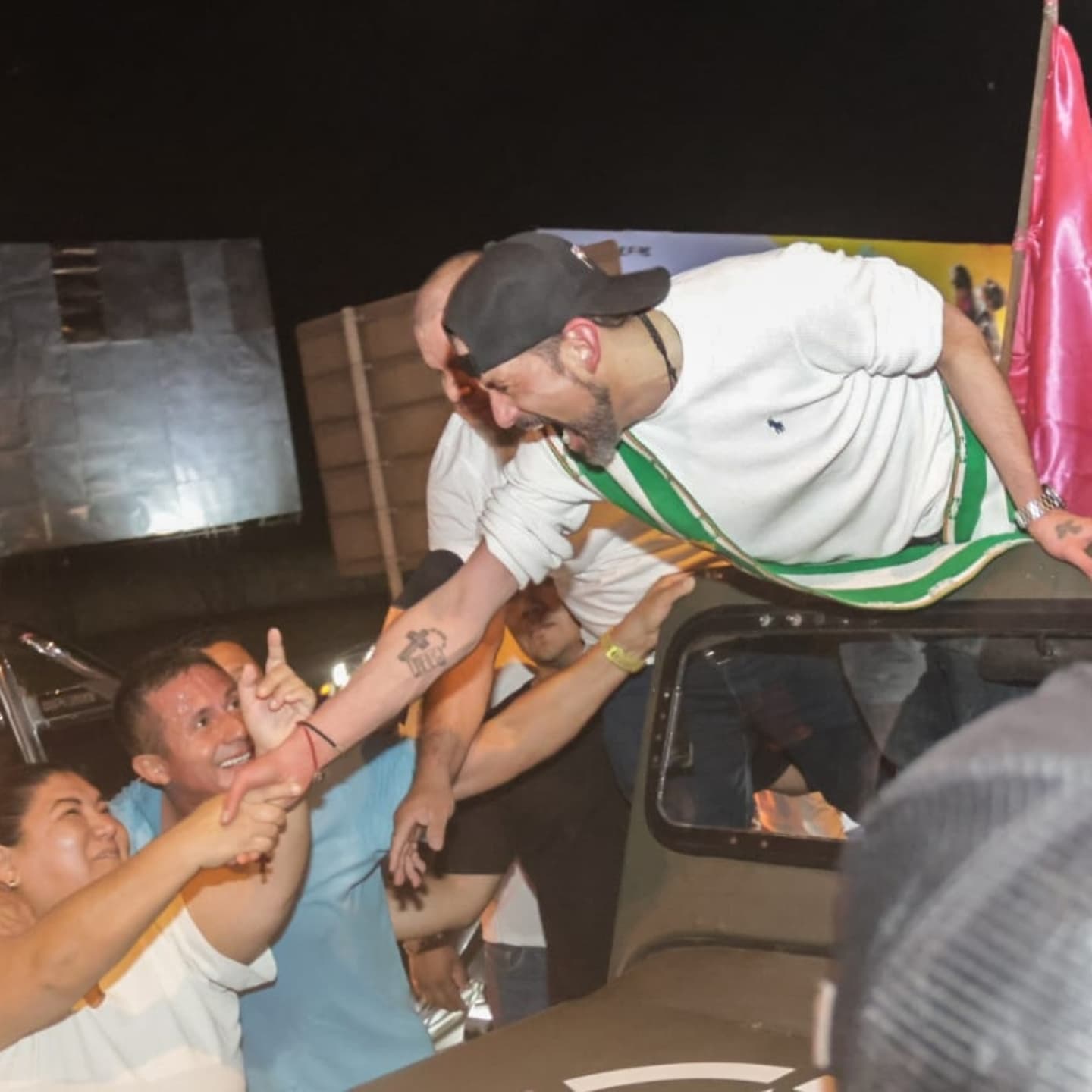 CAMACHO PROMETE TRABAJAR «SIN DESCANSO» POR SANTA CRUZ TRAS SU LIBERACIÓN