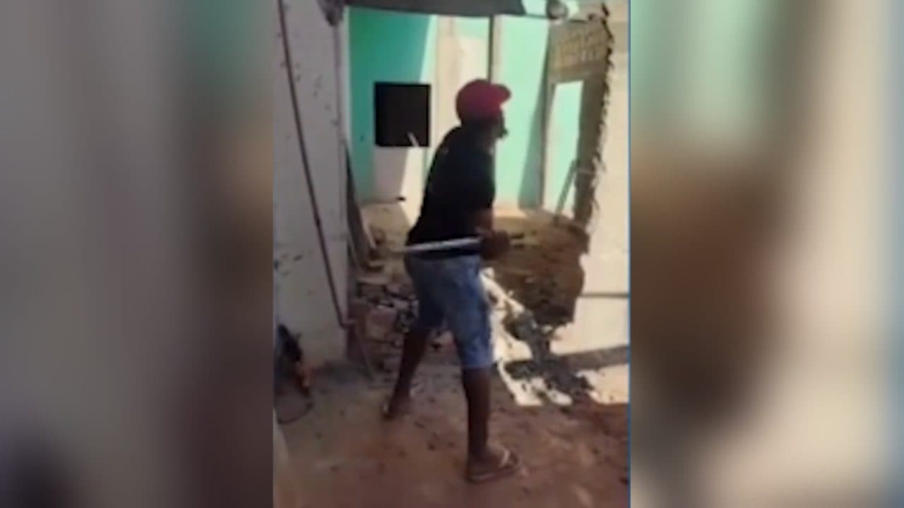 OBRERO DESTRUYE OBRA UNIVERSITARIA EN BRASIL TRAS SER DESPEDIDO SIN COBRAR