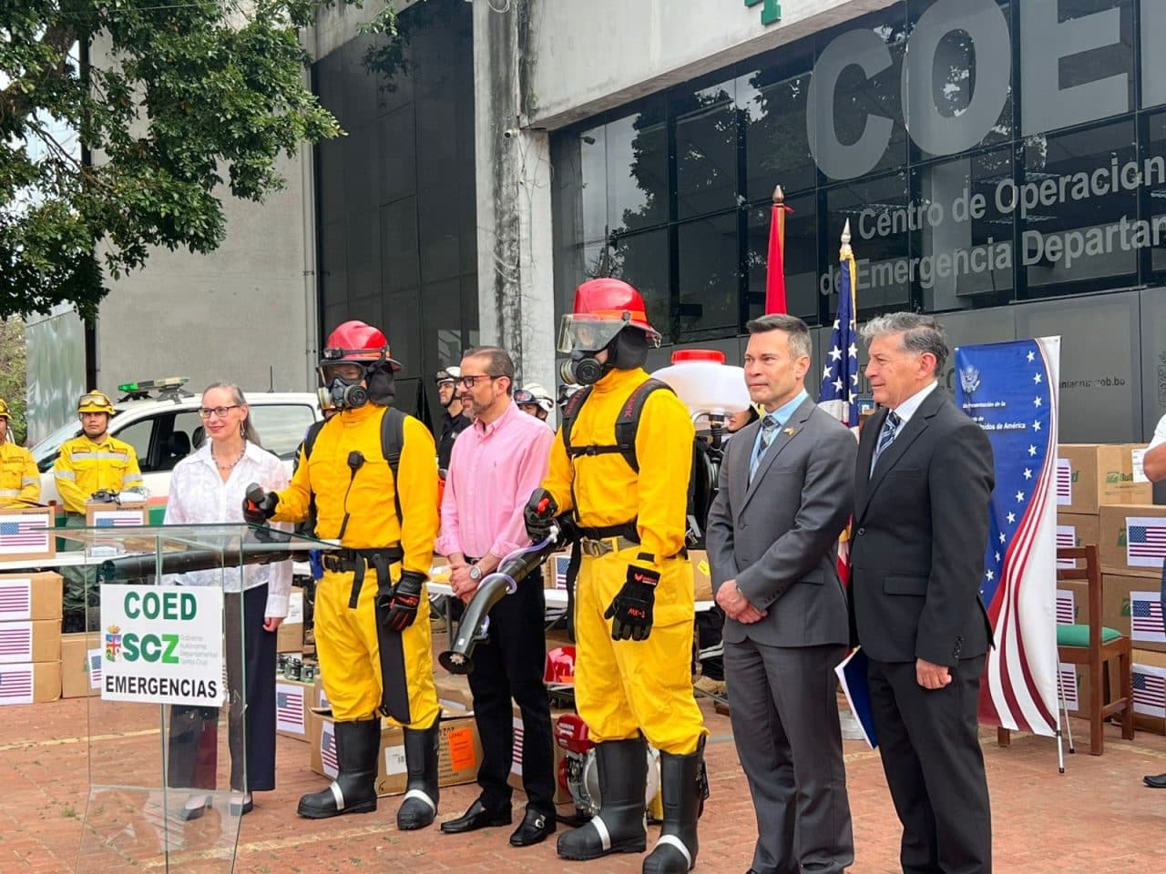 SANTA CRUZ RECIBE APOYO DE EE.UU. PARA COMBATIR INCENDIOS FORESTALES
