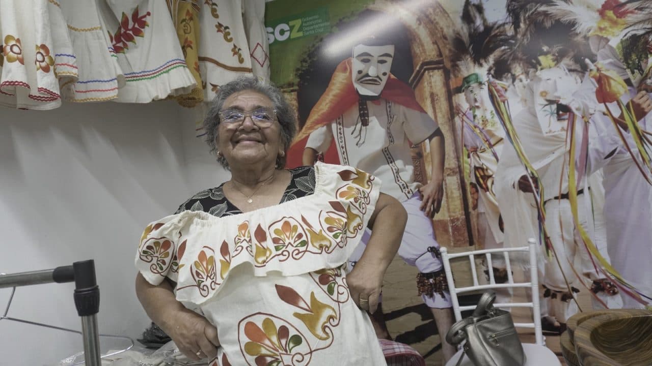 UN SOLO STAND REÚNE LO MEJOR DE 15 PROVINCIAS CRUCEÑAS