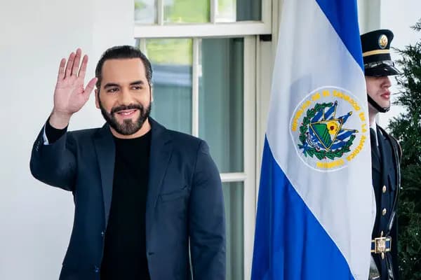 BUKELE DISPUESTO A ASISTIR A LA POSESIÓN DE PAZ Y APOYAR EN SEGURIDAD