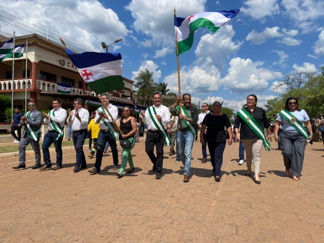 ROBORÉ CELEBRA SU 109 ANIVERSARIO Y NOMBRA A CAMACHO HIJO ILUSTRE