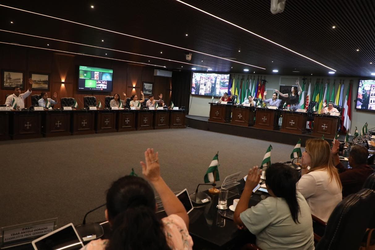 ASAMBLEA CRUCEÑA CONVOCA A SESIÓN PARA TRATAR EL AJUSTE SALARIAL DEL SECTOR SALUD
