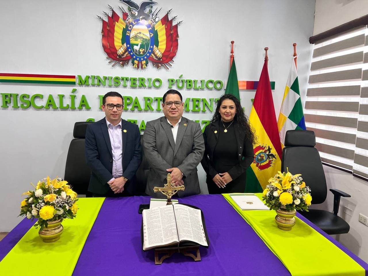 ROGER MARIACA POSESIONA A ANDREA VELASCO COMO DIRECTORA DE RÉGIMEN DISCIPLINARIO Y TRANSPARENCIA