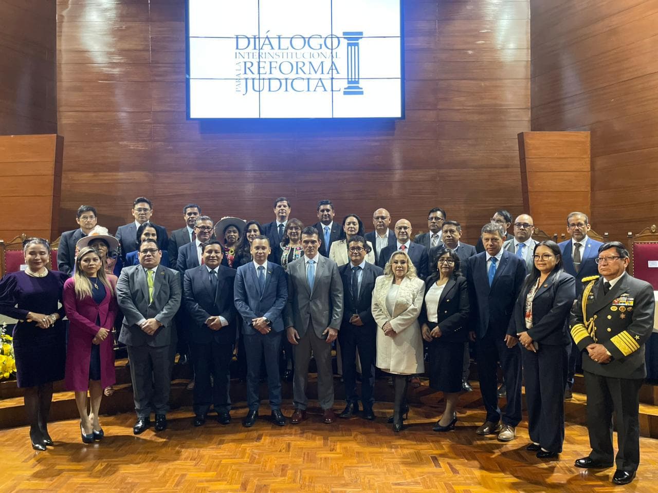 CAMACHO IMPULSA REFORMA JUDICIAL TRANSPARENTE Y FIN DEL CONTROL POLÍTICO