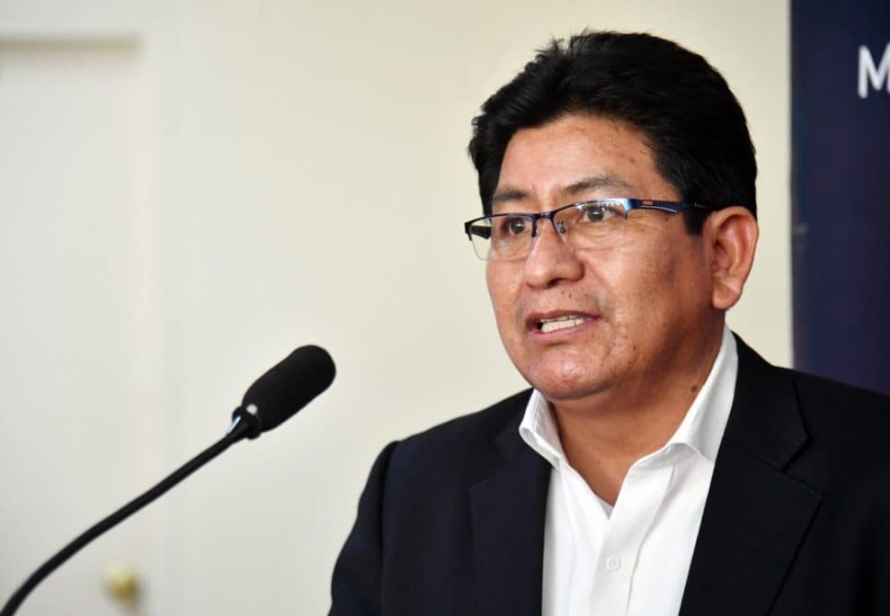 ORDEN DE APREHENSIÓN CONTRA EDGAR MONTAÑO POR PRESUNTA CORRUPCIÓN