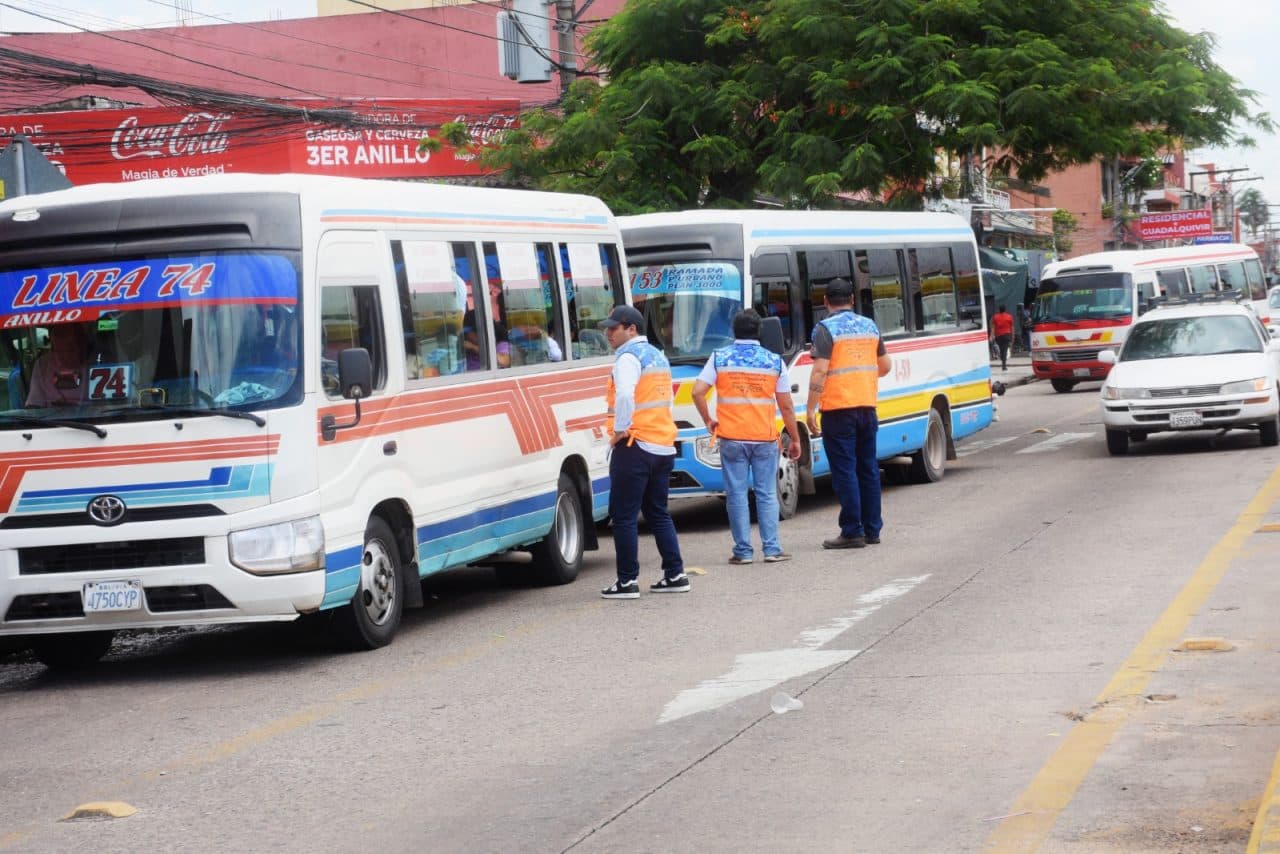 MUNICIPIO REFUERZA CONTROLES PARA QUE SE RESPETE EL PASAJE DE BS 2,30