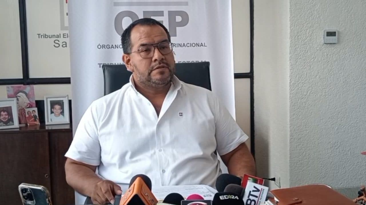 TED SANTA CRUZ: RENUNCIA DE LAURA ROJAS SOLO ES VÁLIDA SI COMPARECE ANTE EL TRIBUNAL