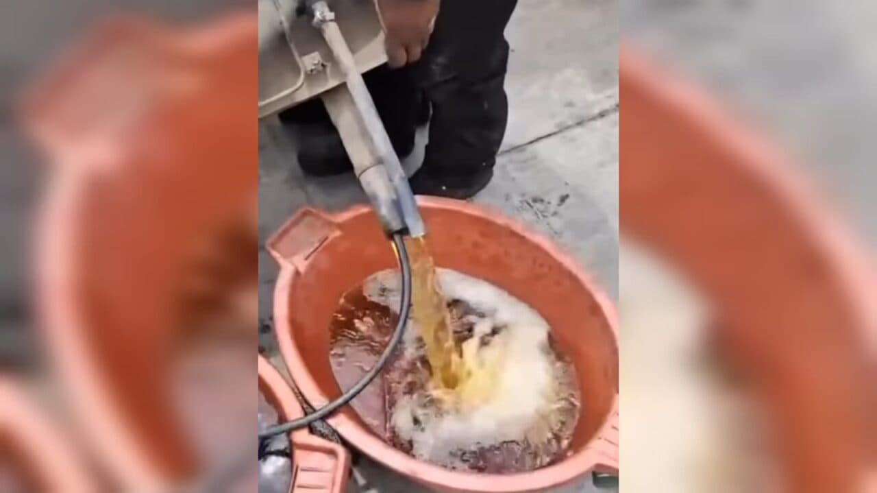 MALA CALIDAD DE GASOLINA OBLIGA A CHOFERES A VACIAR TANQUES
