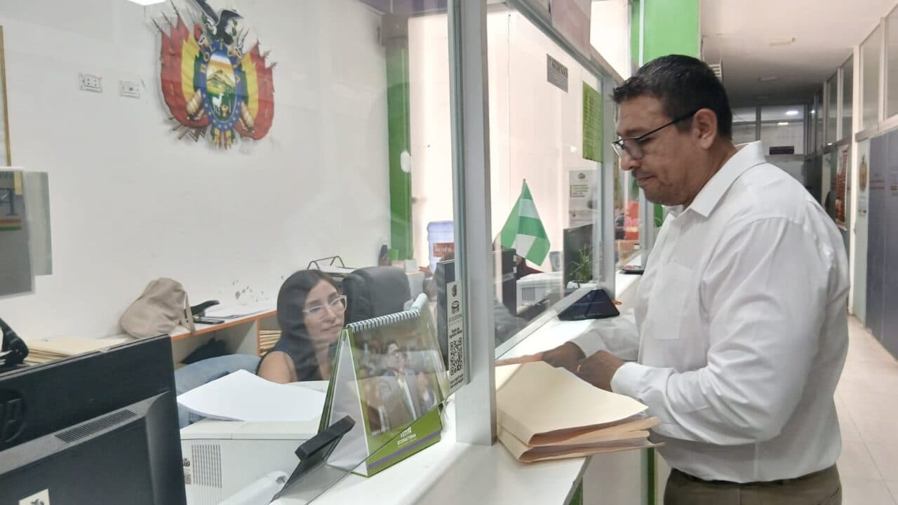 PRESIDENTE DE ESM PRESENTA QUERELLA PENAL CONTRA EXFUNCIONARIOS POR PRESUNTOS DAÑOS AL ESTADO