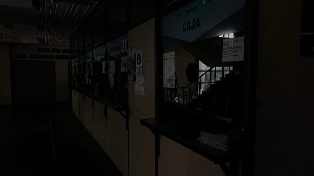 TRIBUNAL DE JUSTICIA DE SANTA CRUZ SUFRE CORTE DE LUZ POR DEUDA Y SUSPENDE AUDIENCIAS
