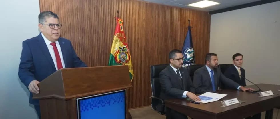 CÁMARA DE COMERCIO DEMANDARÁ A LA COB Y A TÚPAC KATARI POR DAÑOS A LA ECONOMÍA