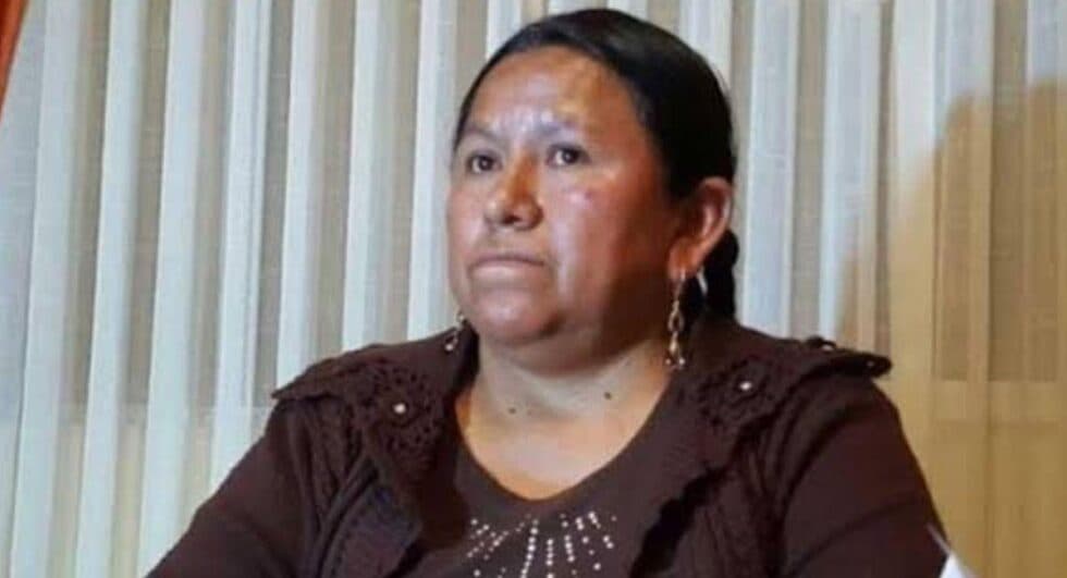 INTERPOL RATIFICA ALERTA ROJA CONTRA NEMESIA ACHACOLLO VIGENTE DESDE JUNIO