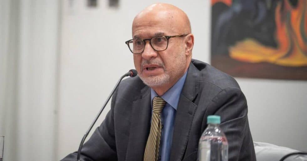 LUPO DESCARTA SU RENUNCIA, PERO ADMITE QUE PODRÍA HABER CAMBIOS EN EL GABINETE