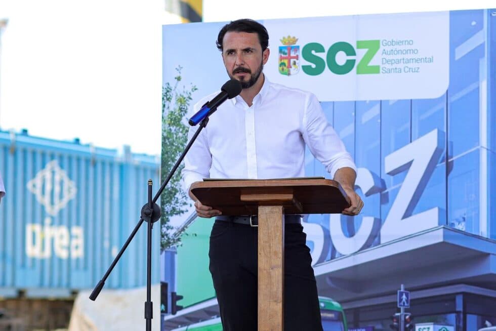 GOBERNACIÓN IMPULSA TREN METROPOLITANO CON INVERSIÓN ESTIMADA DE $US 1.700 MILLONES