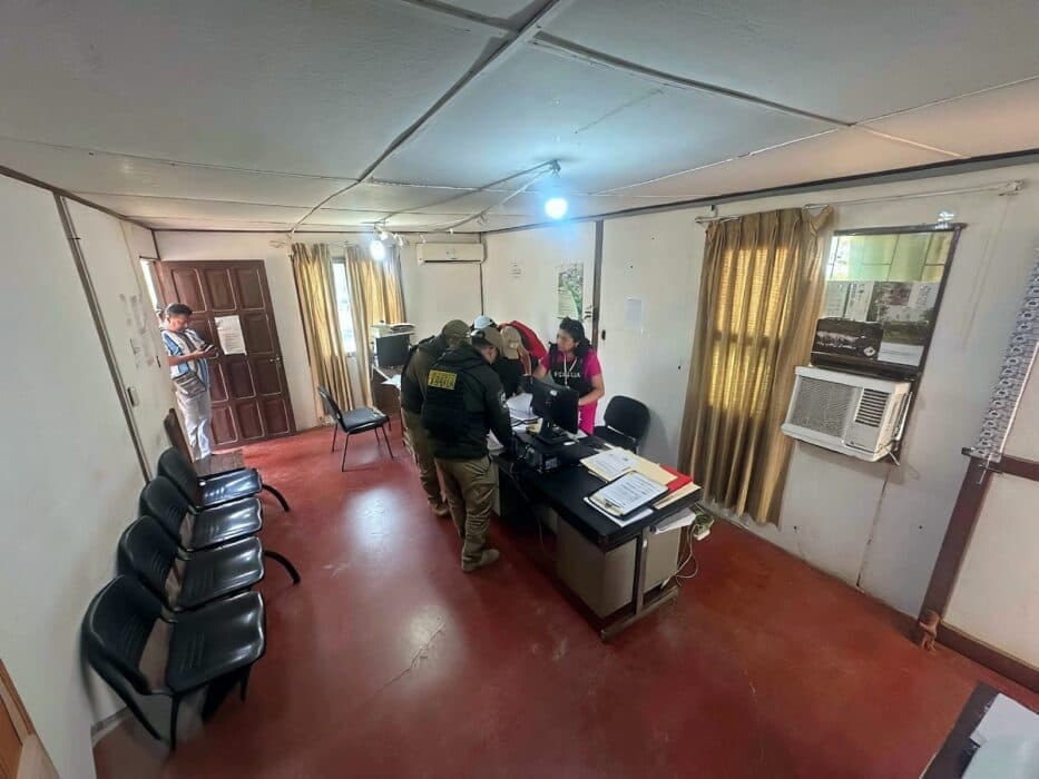 CASO ARAMAYO: ALLANAN OFICINAS DEL SENASAG Y SECUESTRAN EQUIPOS Y DOCUMENTOS