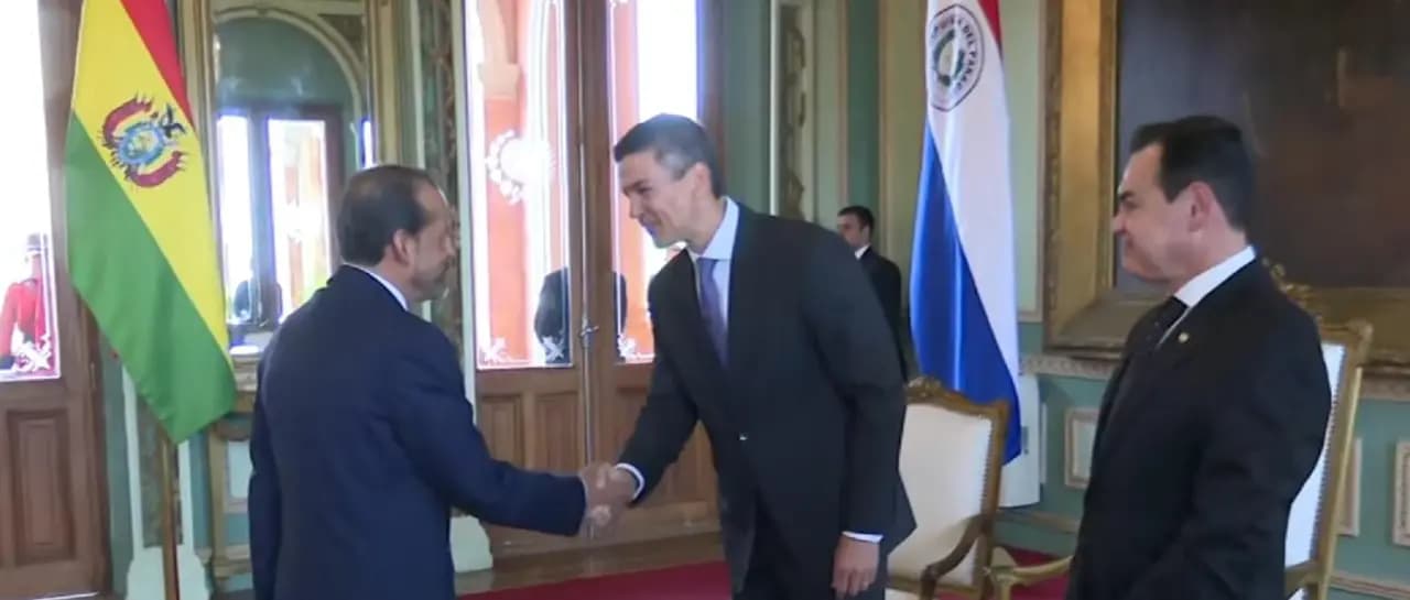 CAMACHO PRESENTA SUS CREDENCIALES COMO EMBAJADOR DE BOLIVIA ANTE EL GOBIERNO DE PARAGUAY