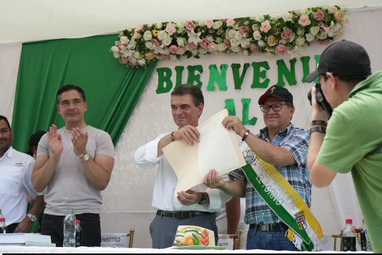 RODRIGO PAZ PROMULGA LEY PARA RECONSTRUIR EL TORNO Y ANUNCIA INVERSIÓN DE BS 200 MILLONES