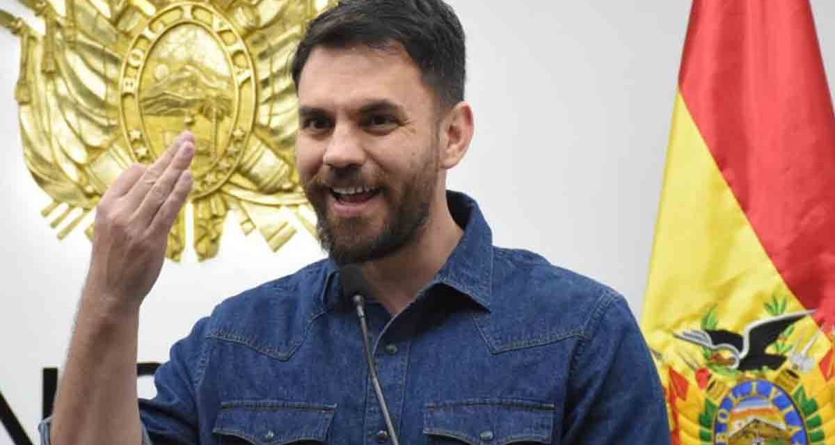 MINISTRO DE GOBIERNO  NO DESCARTA RECURRIR A LAS FFAA