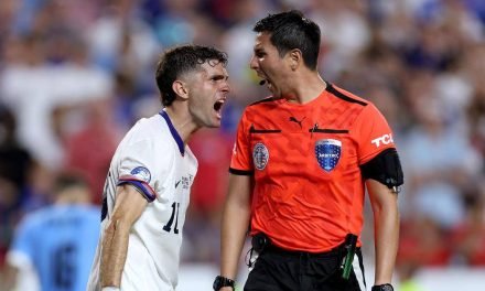 ÁRBITRO PERUANO QUE PERJUDICÓ A EQUIPOS BOLIVIANOS DIRIGIRÁ EL DUELO ENTRE ARGENTINA Y LA VERDE