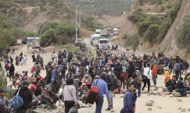 MASIFICAN BLOQUEO EVISTA, NO HAY CIRCULACIÓN ENTRE ORIENTE Y OCCIDENTE