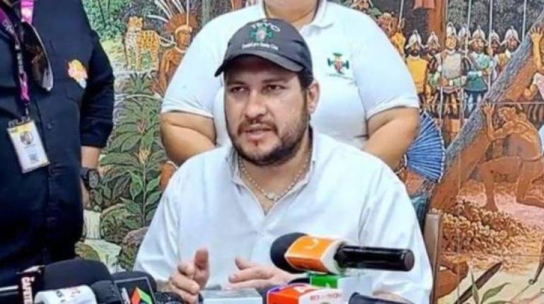 CÍVICOS CRUCEÑOS RECHAZAN NUEVA DISTRIBUCIÓN DE ESCAÑOS