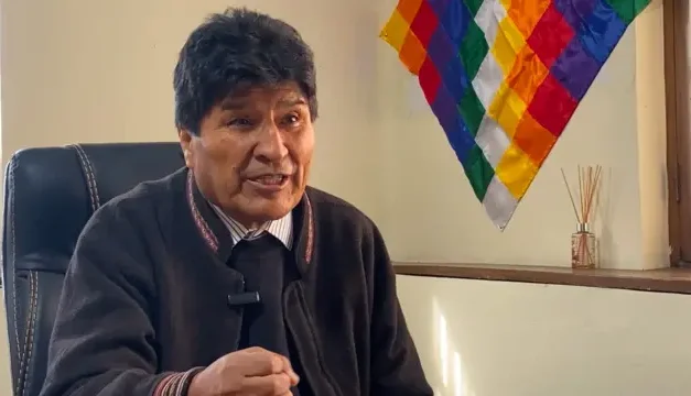 EVO DIE QUE BLOQUEOS SE LEVANTARÁN SI ARCE ABROGA DECRETOS QUE «DAÑAN LA ECONOMÍA»
