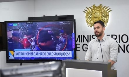 REPORTA 14 POLICÍAS HERIDOS Y 44 APREHENDIDOS TRAS INTERVENCIÓN EN PAROTANI