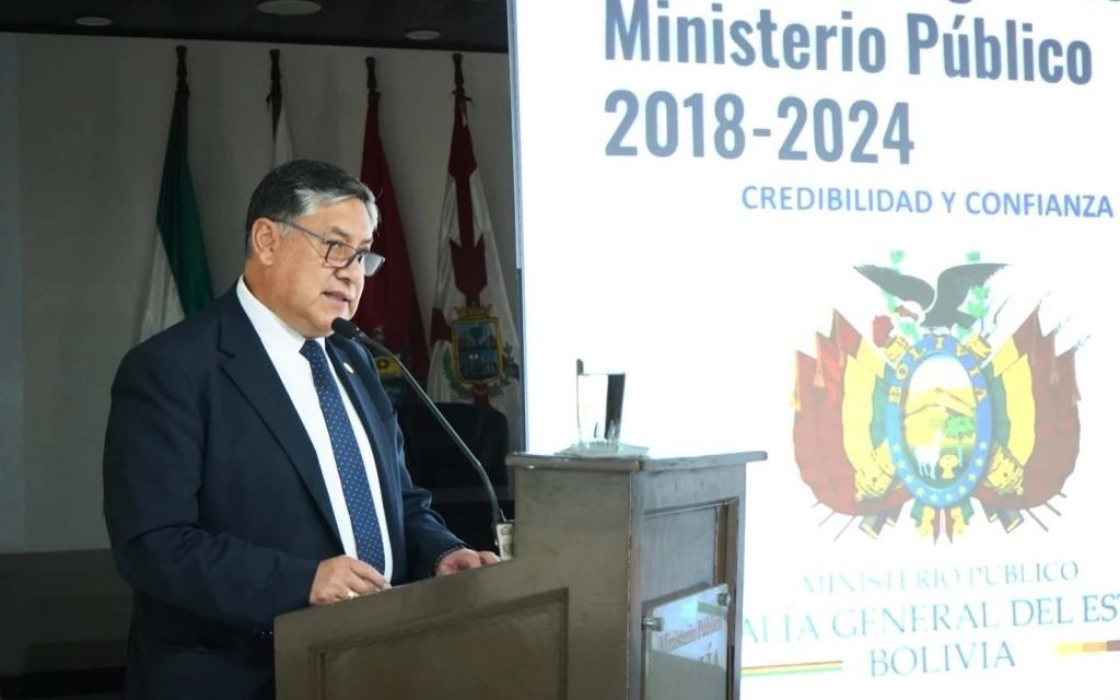 LANCHIPA PRESENTA INFORME DE GESTIÓN Y DICE QUE SE VA CON LA “CONCIENCIA TRANQUILA”