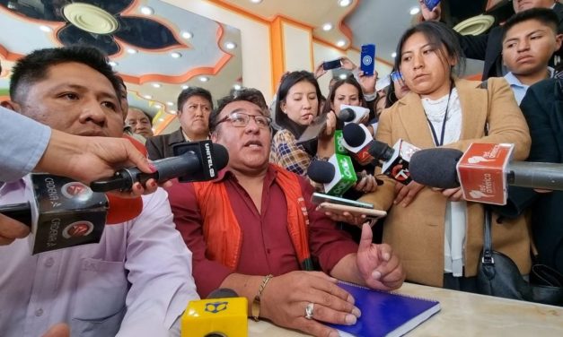 TRANSPORTISTAS DE LA PAZ ANUNCIAN PARO Y BLOQUEOS PARA ESTE MIÉRCOLES