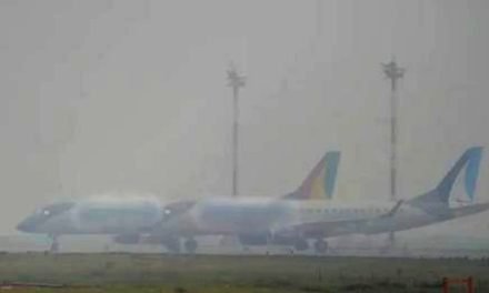 SUSPENDEN DESPEGUES Y ATERRIZAJES EN VIRU VIRU POR LA DENSA HUMAREDA