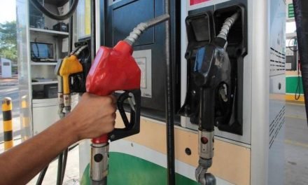 YPFB DESCARGA  “CASI 41 MILLONES DE LITROS DE COMBUSTIBLE” EN LA TERMINAL DE SICA SICA