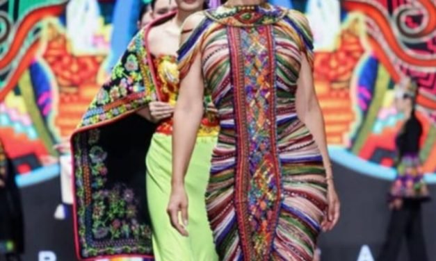 BOLIVIA CAUTIVA EN LA SEMANA DE LA MODA EN CHINA