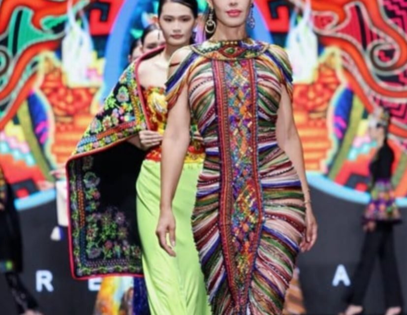 BOLIVIA CAUTIVA EN LA SEMANA DE LA MODA EN CHINA