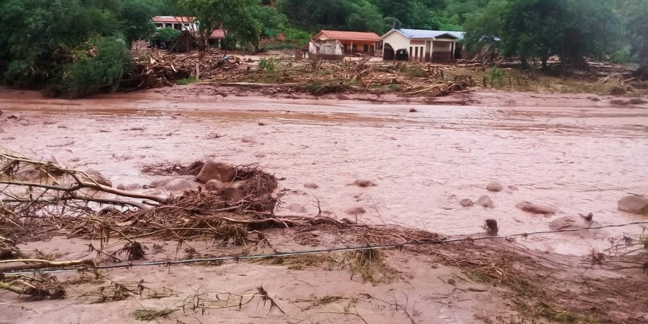 INTENSAS LLUVIAS EN TARIJA DEJAN UNA PERSONA SIN VIDA