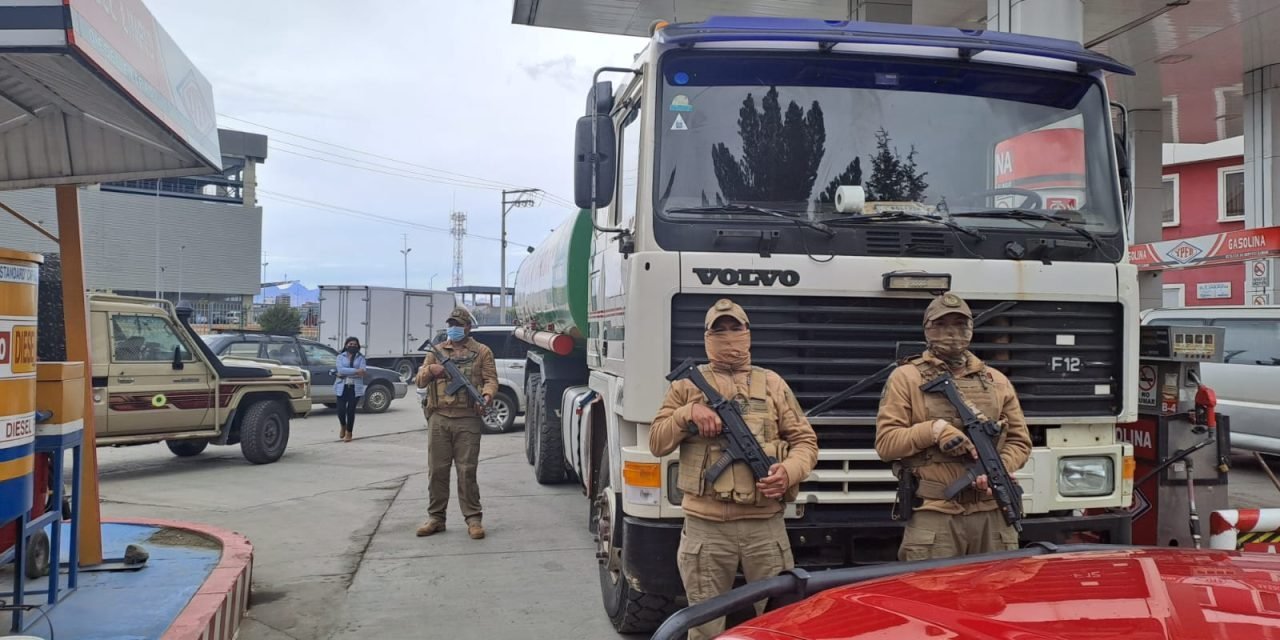 INTERCEPTAN CISTERNA CON 20.000 LITROS DE DIÉSEL POR PRESUNTO DESVÍO EN SANTA CRUZ