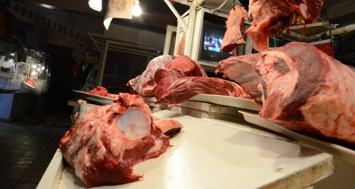 CARNICEROS DEL PAÍS INGRESARÁN EN PARO NACIONAL POR INCREMENTO DE PRECIOS DESDE LUNES