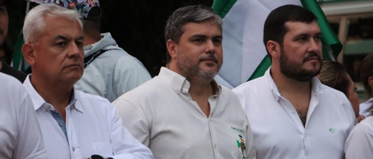 COMITÉ PRO SANTA CRUZ NO IRÁ AL CABILDO DEL 4 DE DICIEMBRE Y CUESTIONA INTERESES